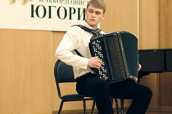 Константин Изотов