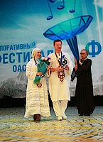 Награждение артистов ансамбля русской песни «Забава» на фестивале «Факел» (г. Сочи, 2015 г.)